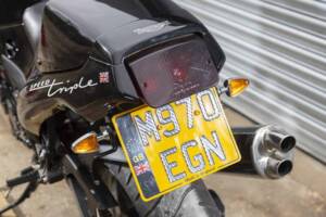 Image 21/37 of Triumph Speed Triple (1995)