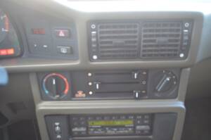 Bild 25/40 von BMW 524td (1985)