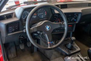 Bild 38/51 von BMW M 635 CSi (1985)