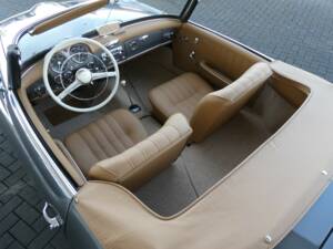 Image 16/30 de Mercedes-Benz 190 SL (1961)