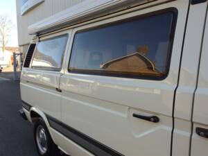 Bild 22/97 von Volkswagen T3 Westfalia 1.9 (1983)