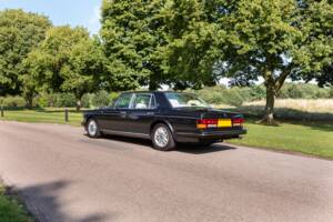 Imagen 22/24 de Rolls-Royce Flying Spur (1994)