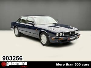 Image 1/15 of Jaguar XJ 8 Sovereign (1998)