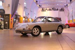 Image 3/78 of Porsche 911 2.0 S (1966)