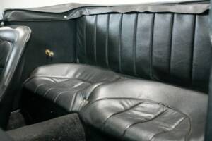 Image 42/50 of Austin-Healey 3000 Mk II (BJ7) (1964)