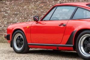 Bild 33/50 von Porsche 911 Carrera 3.2 (1988)