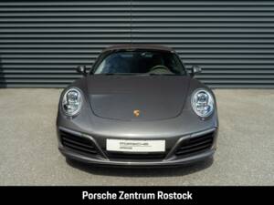 Bild 25/27 von Porsche 911 Carrera (2018)