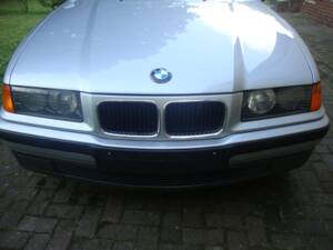 Afbeelding 13/39 van BMW 316i (1993)