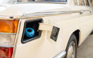 Bild 27/67 von BMW 1800 (1970)