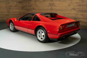 Image 10/19 de Ferrari 328 GTS (1989)