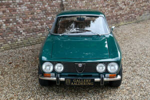 Image 23/50 of Alfa Romeo 2000 GTV (1973)