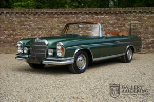 Afbeelding 29/50 van Mercedes-Benz 220 SE b (1964)