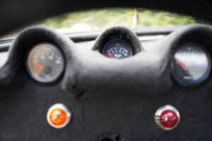 Image 36/50 of Bizzarrini GT Strada 5300 (1965)