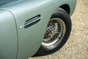Image 19/39 de Aston Martin DB 4 (1962)