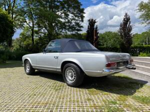 Bild 7/29 von Mercedes-Benz 230 SL (1966)