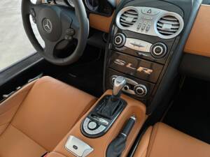 Afbeelding 35/39 van Mercedes-Benz SLR McLaren (2008)