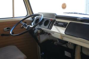 Bild 13/16 von Volkswagen T2a Kleinbus (1967)