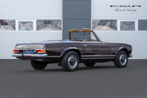 Image 3/33 de Mercedes-Benz 280 SL (1969)