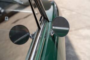 Image 31/83 of Alfa Romeo Giulia GT 1300 Junior (1968)