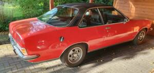Bild 4/5 von Opel Commodore 2,8 GS/E (1974)