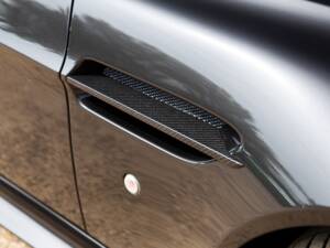 Bild 50/84 von Aston Martin V12 Vantage (2010)