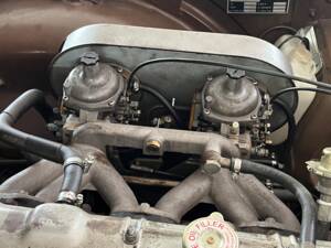 Immagine 30/50 di Triumph TR 6 (1974)