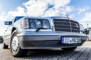 Image 10/175 of Mercedes-Benz 420 SE (1986)