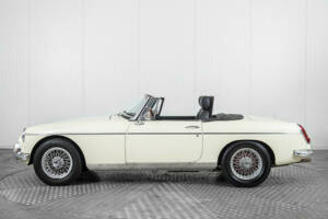 Bild 9/50 von MG MGB (1967)
