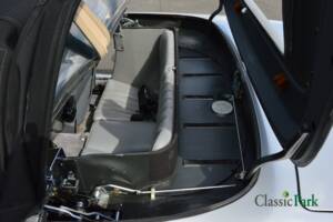 Image 28/50 de Mercedes-Benz 500 SL (1985)