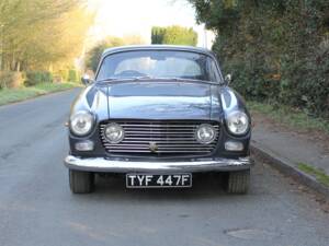 Image 2/16 of Bristol 410 (1968)
