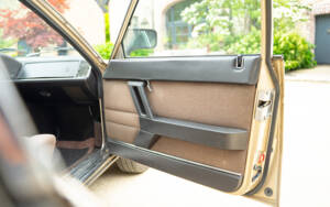Bild 32/45 von Lancia Gamma 2000 (1977)
