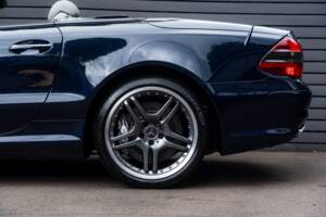 Image 12/56 de Mercedes-Benz SL 65 AMG (2004)