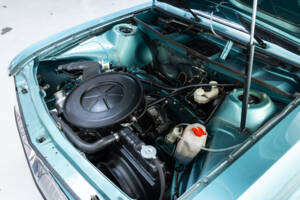 Image 24/26 de Audi 100 Coupe S (1973)