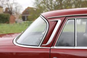 Image 25/50 of Mercedes-Benz 220 (1967)