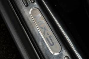 Imagen 11/20 de Mazda MX-5 1.6 (2001)