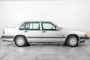 Bild 10/50 von Volvo 940 2.3i (1996)