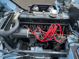 Image 12/12 of Triumph Vitesse 6 (1965)
