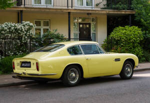 Bild 3/25 von Aston Martin DB 6 Mk II (1971)