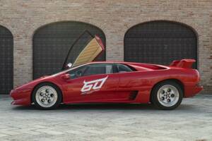 Image 10/50 of Lamborghini Diablo VT (1993)