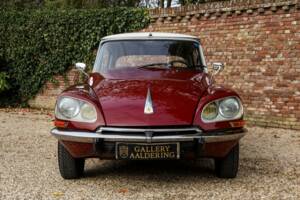 Image 38/50 de Citroën DS 21 (1971)