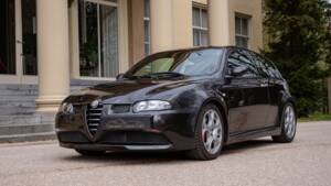Image 3/60 of Alfa Romeo 147 3.2 GTA (2003)