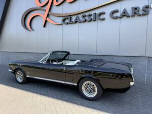 Image 4/47 de Ford Mustang 390 GTA (1966)