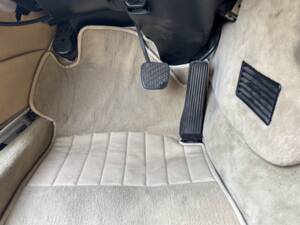 Imagen 10/27 de Mercedes-Benz 280 SE 3,5 (1970)