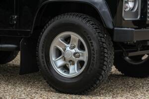 Bild 31/50 von Land Rover Defender 90 (2013)