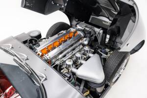 Image 31/32 of Jaguar E-Type 3.8 (1961)