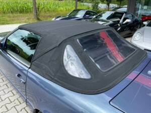 Immagine 10/20 di Mercedes-Benz SL 500 (2000)