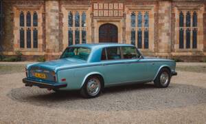 Image 2/42 of Rolls-Royce Silver Shadow II (1977)