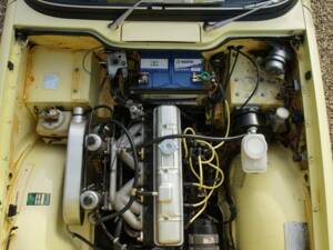 Image 15/50 of Triumph TR 6 (1971)