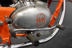 Bild 44/50 von Gilera Giubileo 100 (1962)