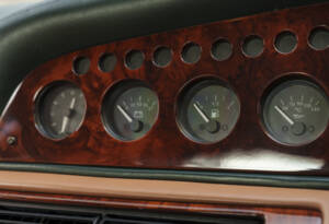 Afbeelding 19/31 van Aston Martin V8 Vantage V550 (1997)